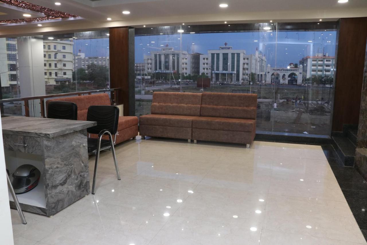 Hotel Dayal Shree Paradise Bhopal Exterior foto