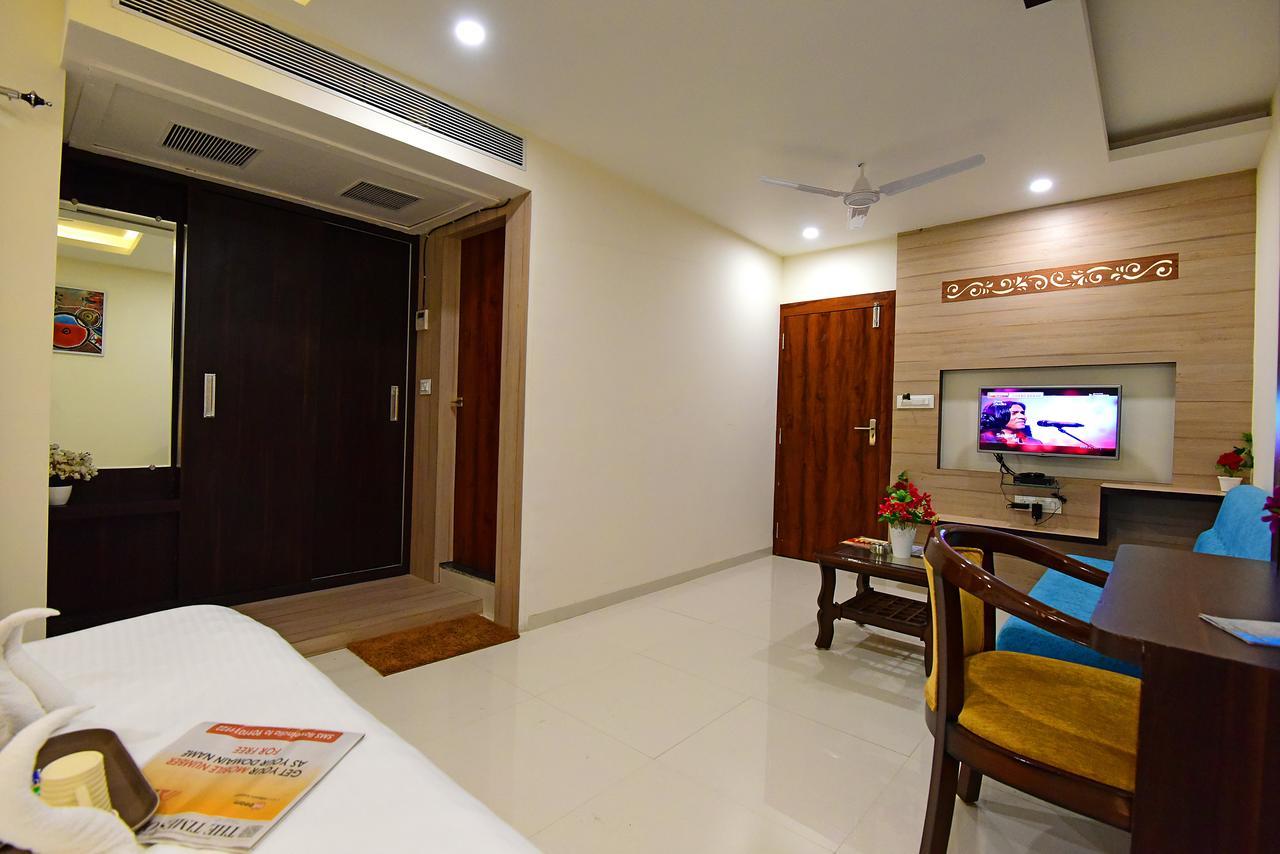Hotel Dayal Shree Paradise Bhopal Exterior foto